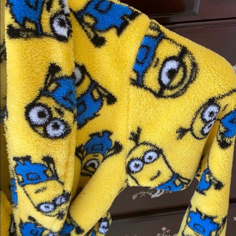 Boys Robe - Picture 2 of 2